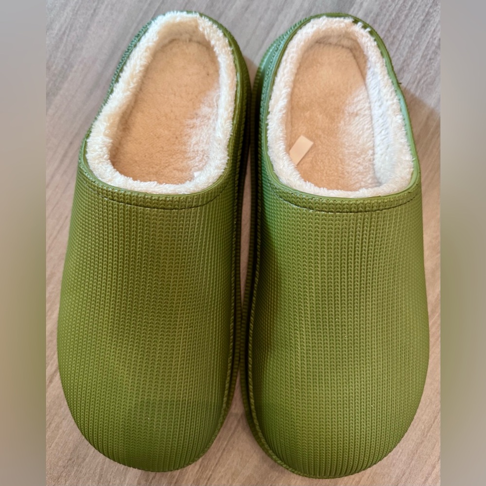 3 for $20–Men’s Green Slip-On Croc- Like Shoes- NWOT